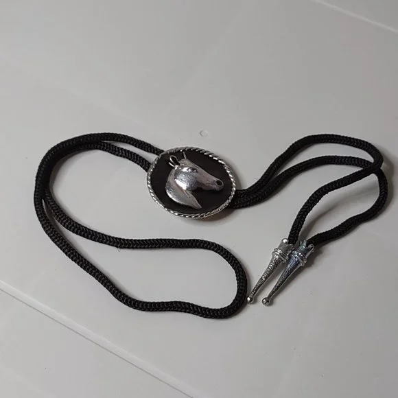 Black And Silver Tone Horse Head Bolo Tie - Picture 5 of 11